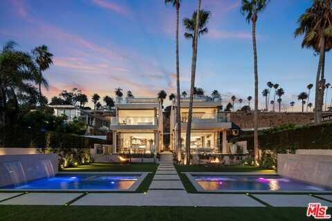 938 Palisades Beach Rd, Santa Monica, CA 90403