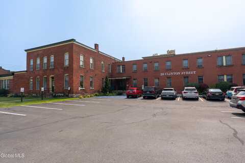 28 Clinton Street unit: 1A, Saratoga Springs, NY 12866