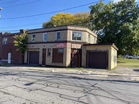 714 Broadway, Schenectady, NY 12305