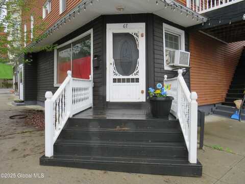 67 Bridge Street, Amsterdam, NY 12010