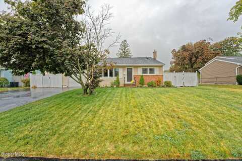 44 Red Fox Drive, Albany, NY 12205