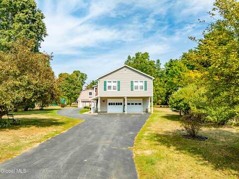 69 Worth Road, Gansevoort, NY 12831