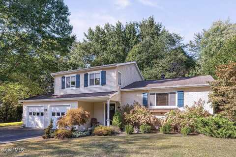 14 Evergreen Drive, Gansevoort, NY 12831