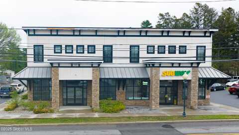 148 S Broadway unit: 1St Floor, Saratoga Springs, NY 12866