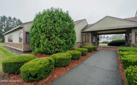 1654 Columbia Turnpike, Castleton On Hudson, NY 12033