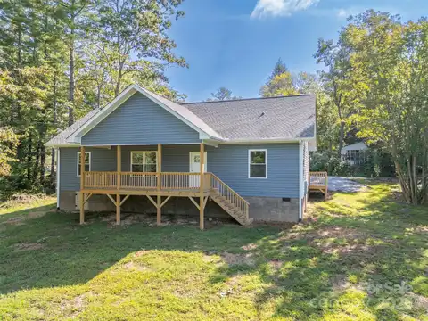 213 Calhoun Street, Hendersonville, NC 28739