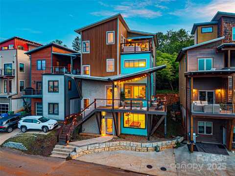 30 Upstream Way, Asheville, NC 28806