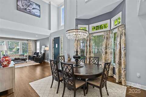 224 Wendover Heights Circle, Charlotte, NC 28211