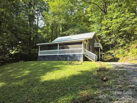 183 Red Bird Drive, Hayesville, NC 28904