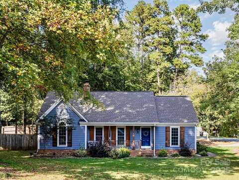 100 Aurora Lane, Huntersville, NC 28078