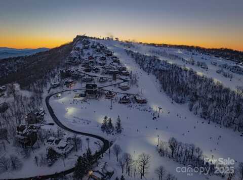 127 Skiloft Road, Beech Mountain, NC 28604