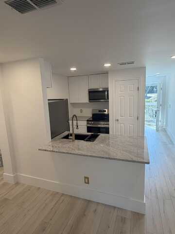 1530 Fort Johnson Road, Charleston, SC 29412