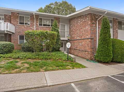 56 Southport Woods Drive, Fairfield, CT 06890