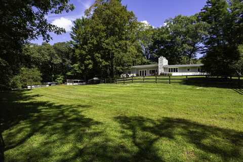 159 Merryall Road, New Milford, CT 06776