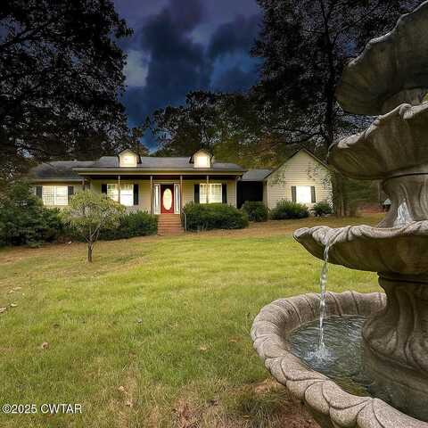63 Godfrey Circle, Selmer, TN 38375