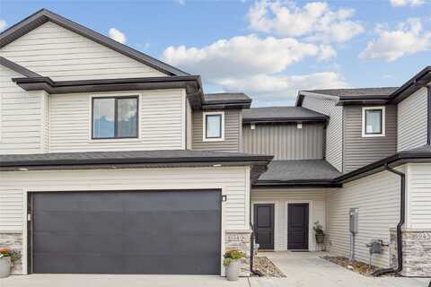 6949 Holly Court, Johnston, IA 50131