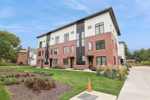 4848 Ingersoll Avenue, Des Moines, IA 50312