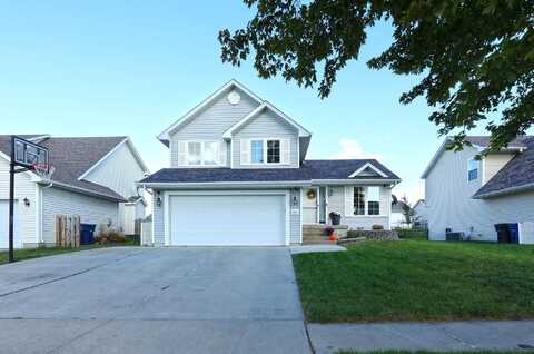 3417 E 53rd Court, Des Moines, IA 50317
