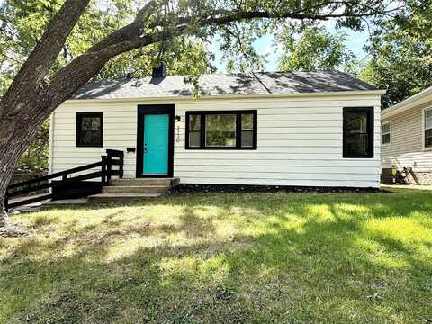 2730 Sheridan Avenue, Des Moines, IA 50310