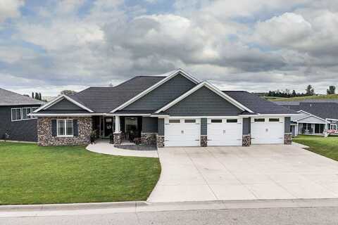 1013 Clare, Cascade, IA 52033