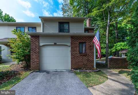 304 Camsten Ct, Chesterbrook, PA 19087