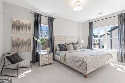 1969 Hollywood RD NW 17, Atlanta, GA 30318