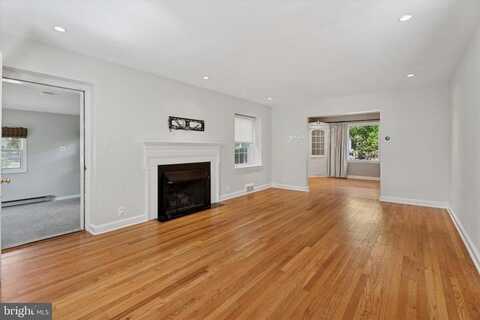 907 NICHOLSON ROAD, WYNNEWOOD, PA 19096