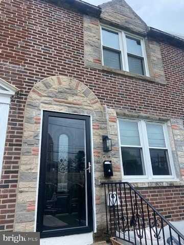 207 N BISHOP AVENUE, CLIFTON HEIGHTS, PA 19018