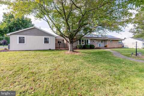 1 E PINE STREET, EMMAUS, PA 18049