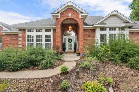 25 Shibley RD, Van Buren, AR 72956