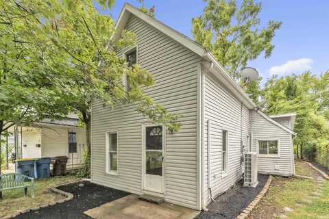 909 W Market Street, Bluffton, IN 46714