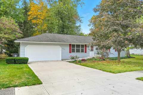 2221 Klug Drive, Fort Wayne, IN 46818