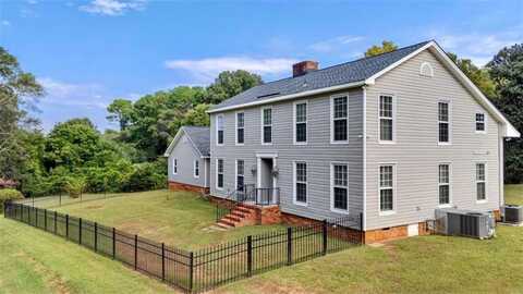 148 Simmons Street, Trion, GA 30753