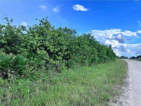 2913 Fernwood Lane, Labelle, FL 33935