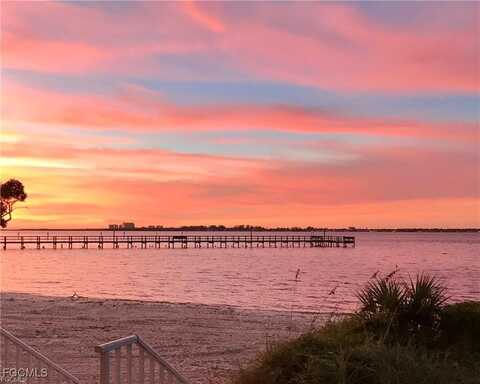 14813 Laguna Drive unit: 301, Fort Myers, FL 33908