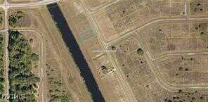 607 Raleigh Drive, Labelle, FL 33935