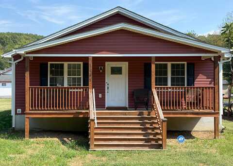 1465 10TH ST, WAYNESBORO, VA 22908