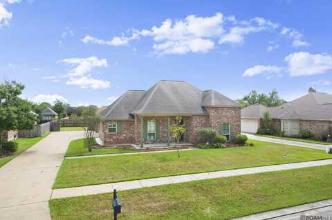 6680 Summerlin Dr, Zachary, LA 70791