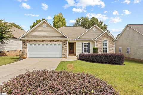 627 Secretariat Drive, Boiling Springs, SC 29316