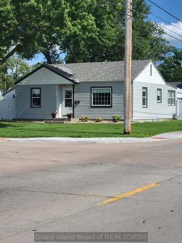 2523 W 1st Streeet, Grand Island, NE 68803