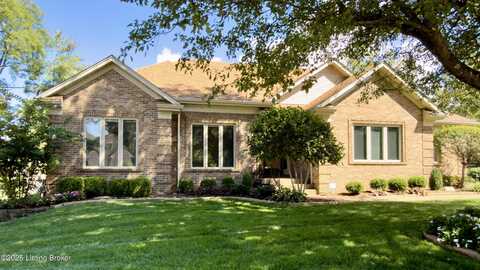 3003 Wooded Meadow Ct, Louisville, KY 40241