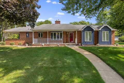 1905 Juniper Street SW, DeMotte, IN 46310
