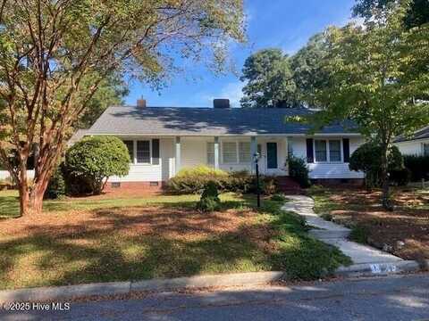 1301 Evergreen Drive, Greenville, NC 27858