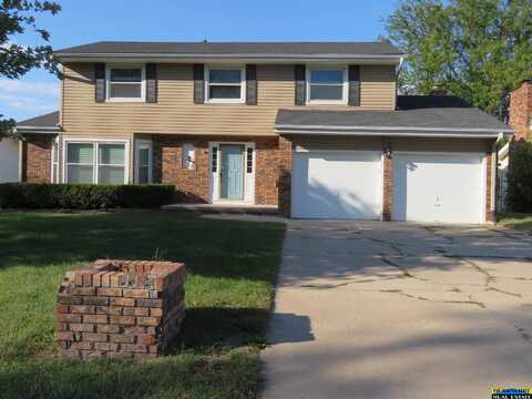 11242 Sahler Street, Omaha, NE 68164
