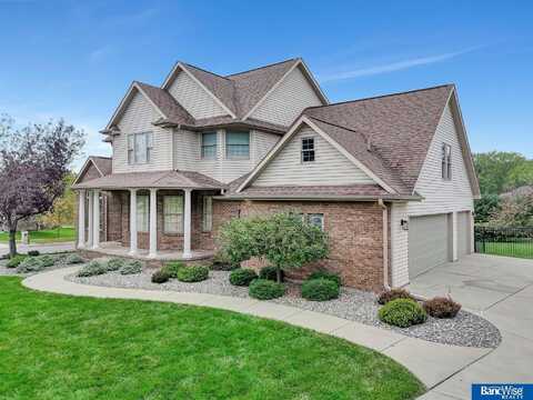 5441 S 88th Street, Lincoln, NE 68526