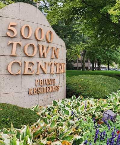 5000 Town Center, Southfield, MI 48075