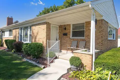 14000 Victoria Street, Oak Park, MI 48237