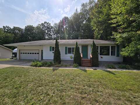 1772 Post Drive NE, Belmont, MI 49306
