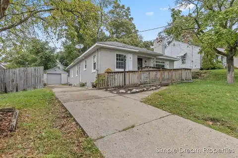 1109 Temple Street SE, Grand Rapids, MI 49507