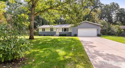 15858 Lake Avenue, Grand Haven, MI 49417